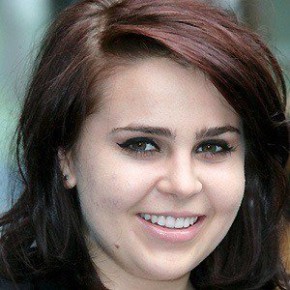 Mae Whitman
