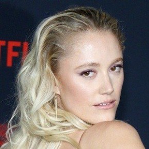Maika Monroe