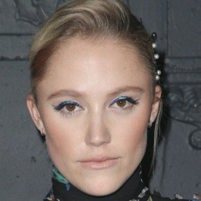 Maika Monroe