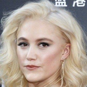 Maika Monroe