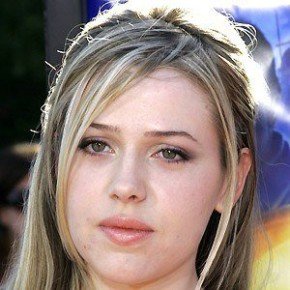Majandra Delfino