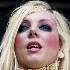 Maria Brink