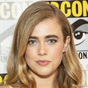 Melissa Roxburgh