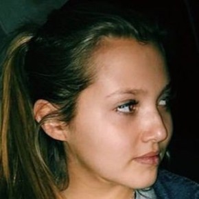 Mia McKenna-Bruce