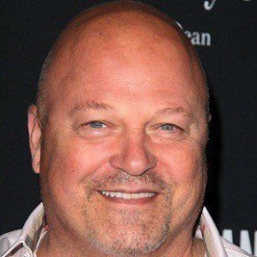 Michael Chiklis