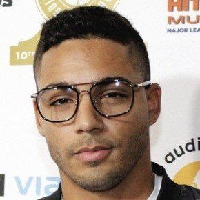 Michael Evans Behling