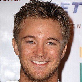 Michael Welch