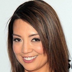 Ming-Na Wen