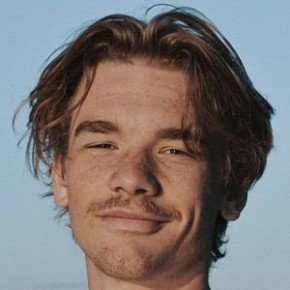 Moses Thiessen