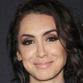 Mozhan Marnò