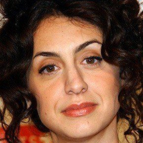 Mozhan Marnò