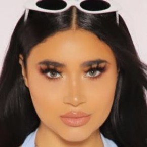 Nadia Almualem