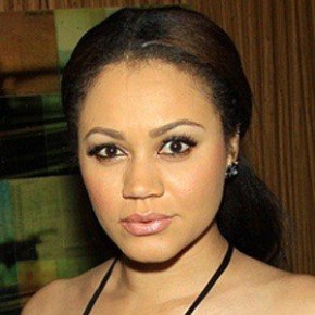 Nadia Buari