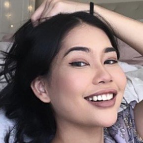 Nana Lee