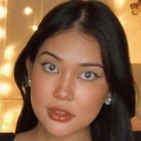 Nana Lee