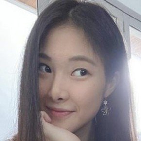 Nicole Low