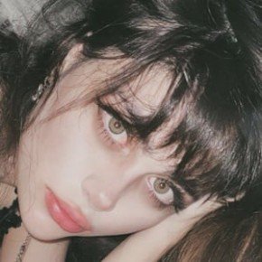 Nika Sadros