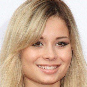 Nina Nesbitt