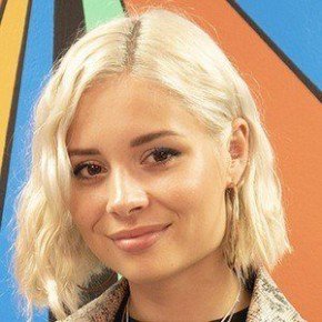 Nina Nesbitt