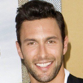Noah Mills