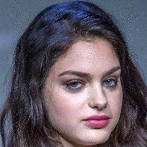 Odeya Rush