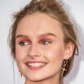 Olivia DeJonge