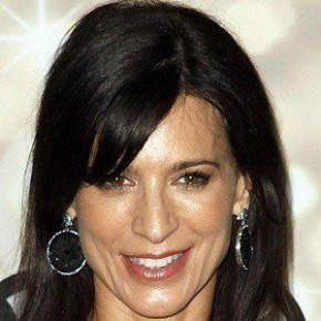 Perrey Reeves