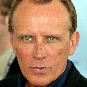 Peter Weller
