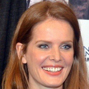 Rebecca Mader