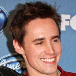 Reeve Carney