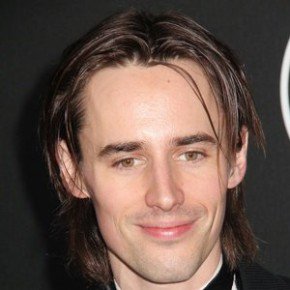 Reeve Carney