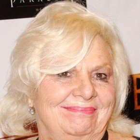 Renee Taylor