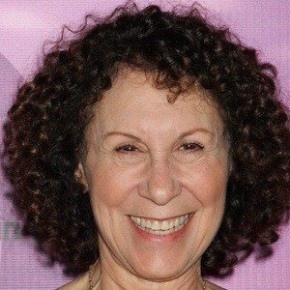 Rhea Perlman