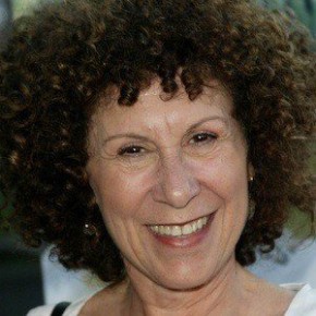 Rhea Perlman