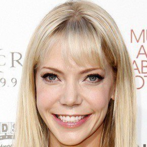 Riki Lindhome