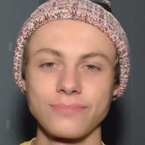 Robbie Morris