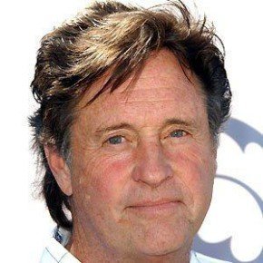 Robert Hays