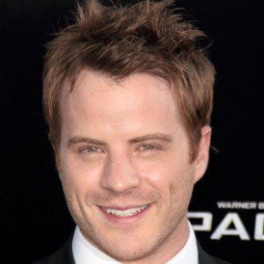 Robert Kazinsky