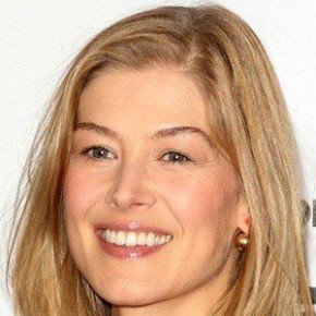 Rosamund Pike