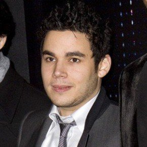 Rostam Batmanglij