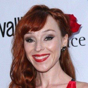 Ruth Connell