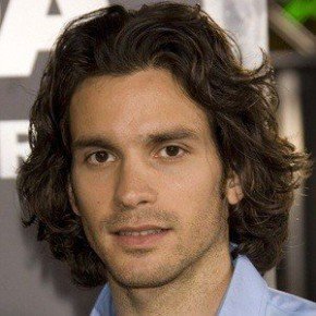 Santiago Cabrera