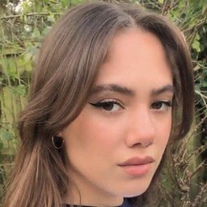 Saoirse Alicia Behzadi