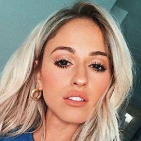 Sapphiroula Condoleon