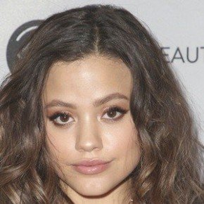 Sarah Jeffery