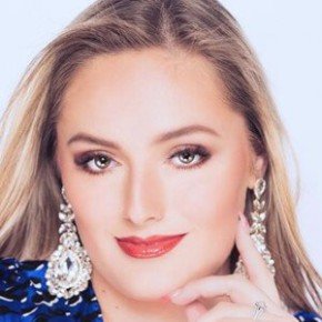 Sasha Bennington