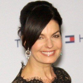 Sela Ward