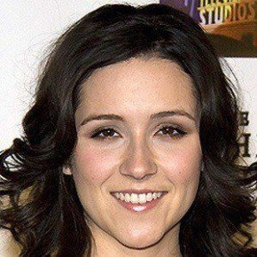 Shannon Woodward