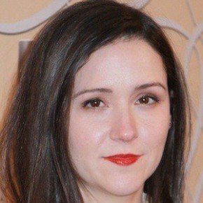 Shannon Woodward