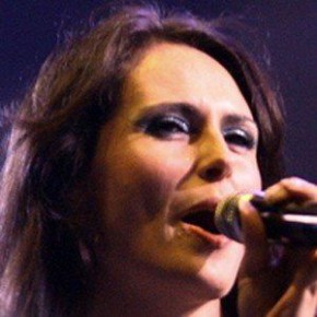 Sharon den Adel